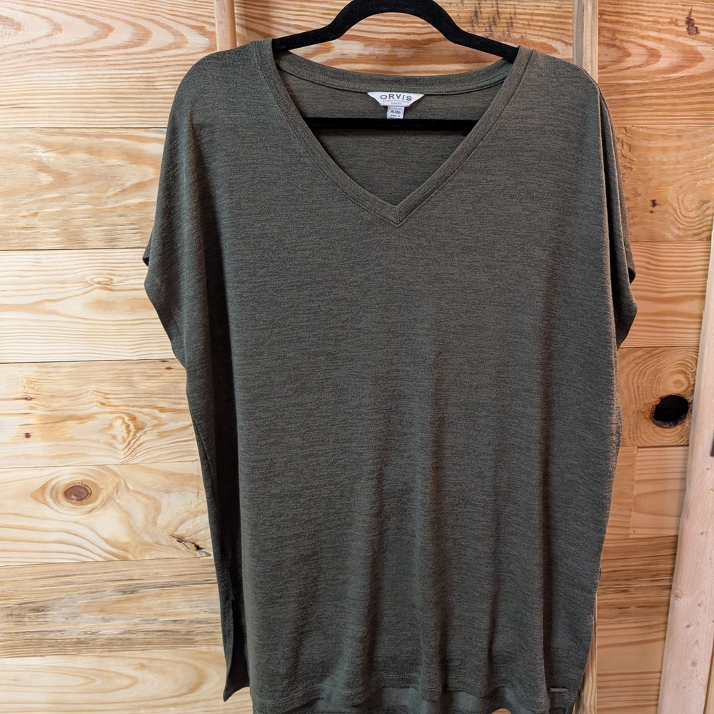 Orvis ❤️ Women's V-Neck Top - Olive Green
